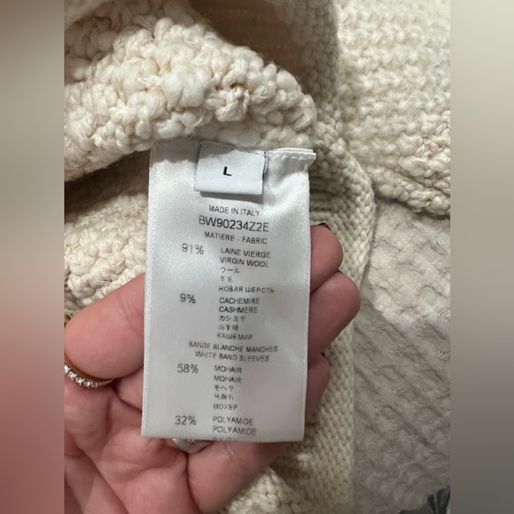 Givenchy Sweater - Picture 4 of 6